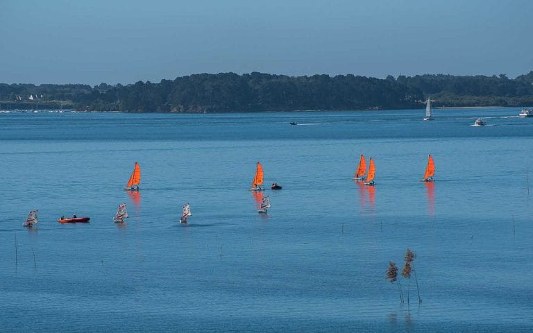 Ecole de voile proche du gite dans le golfe du Morbihan